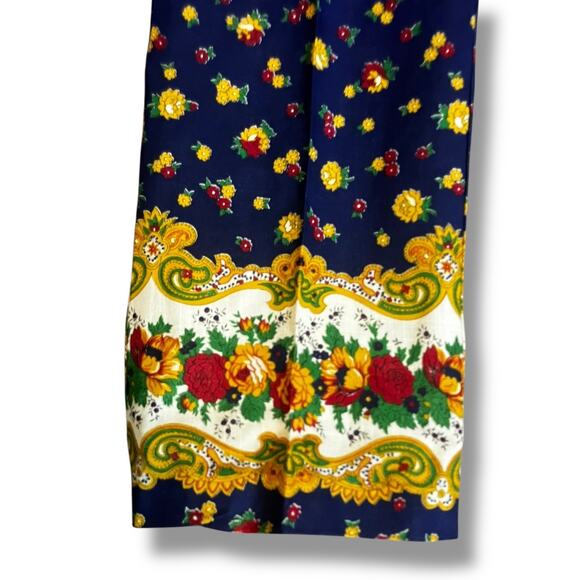 Authentic 1970s Vintage Two-Piece Set – Navy Floral Border Print - Picture 7 of 7